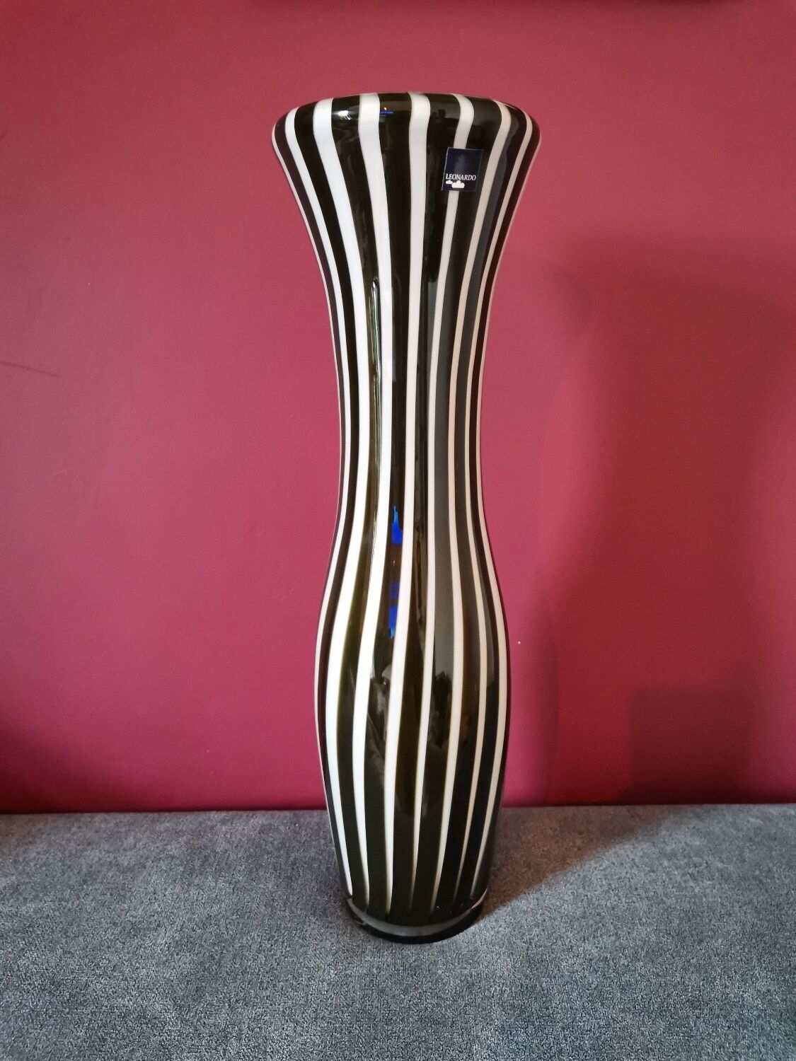 Leonardo zebra vase