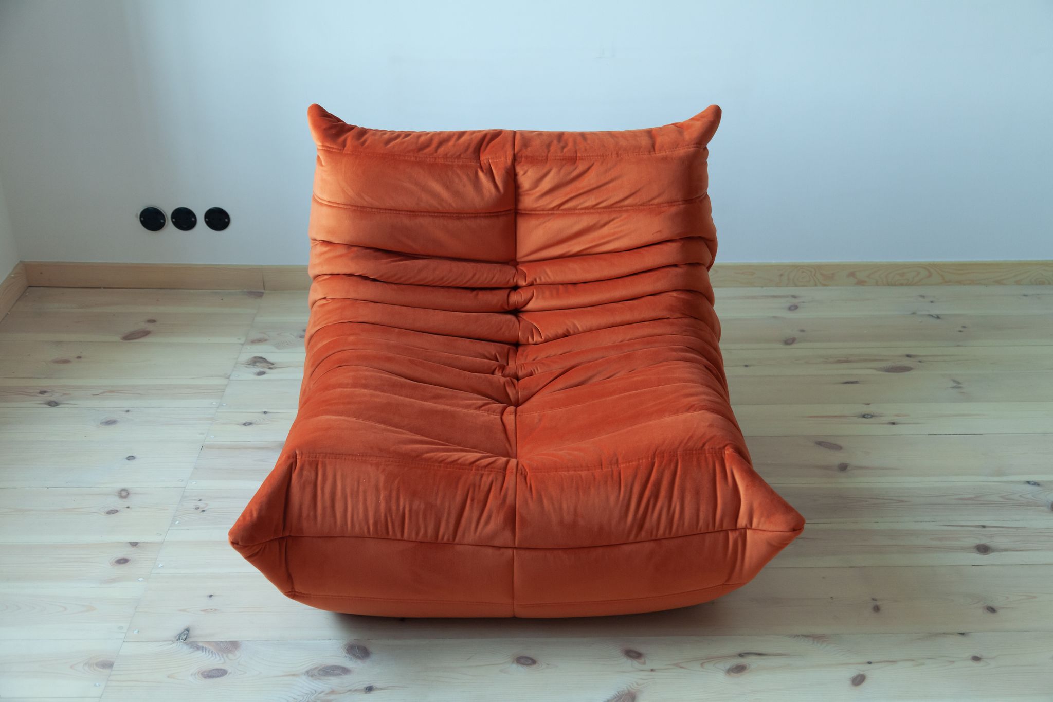 Togo armchair and footstool model designed by Michel Ducaroy 1973