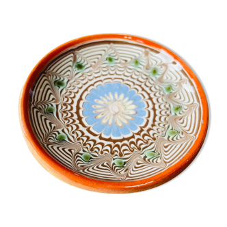 Romanian handicraft ceramic plate