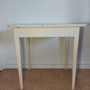 Bureau pieds fuseaux