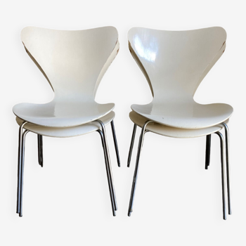 Set de 4 chaises série 7 Jacobsen Fritz hansen 1969 Denmark blanc