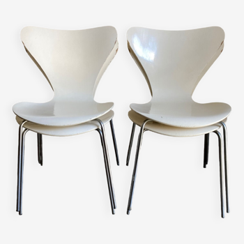 Set of 4 chairs series 7 Jacobsen Fritz hansen 1969 Denmark white