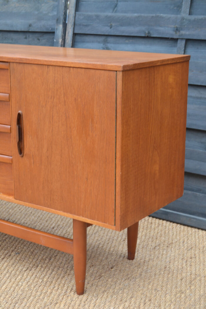 English teak row, 138 cm