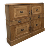 Notary furniture from 1900 in solid oak.