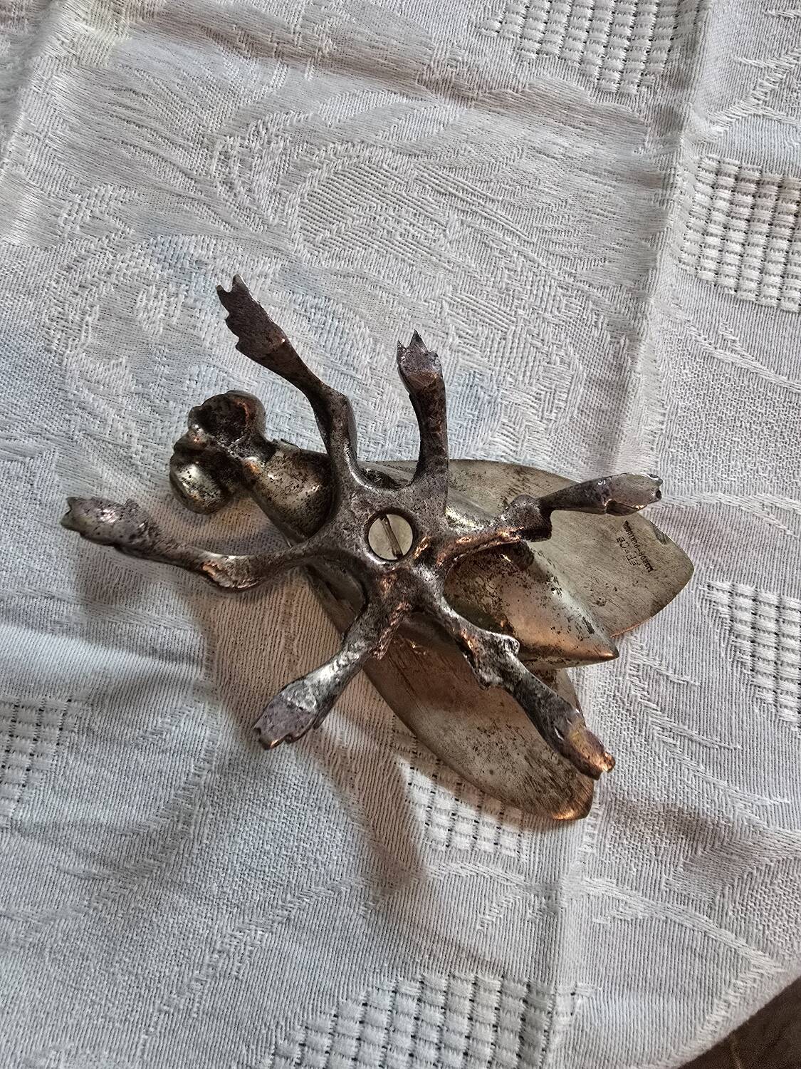 Cendrier Cigale en laiton