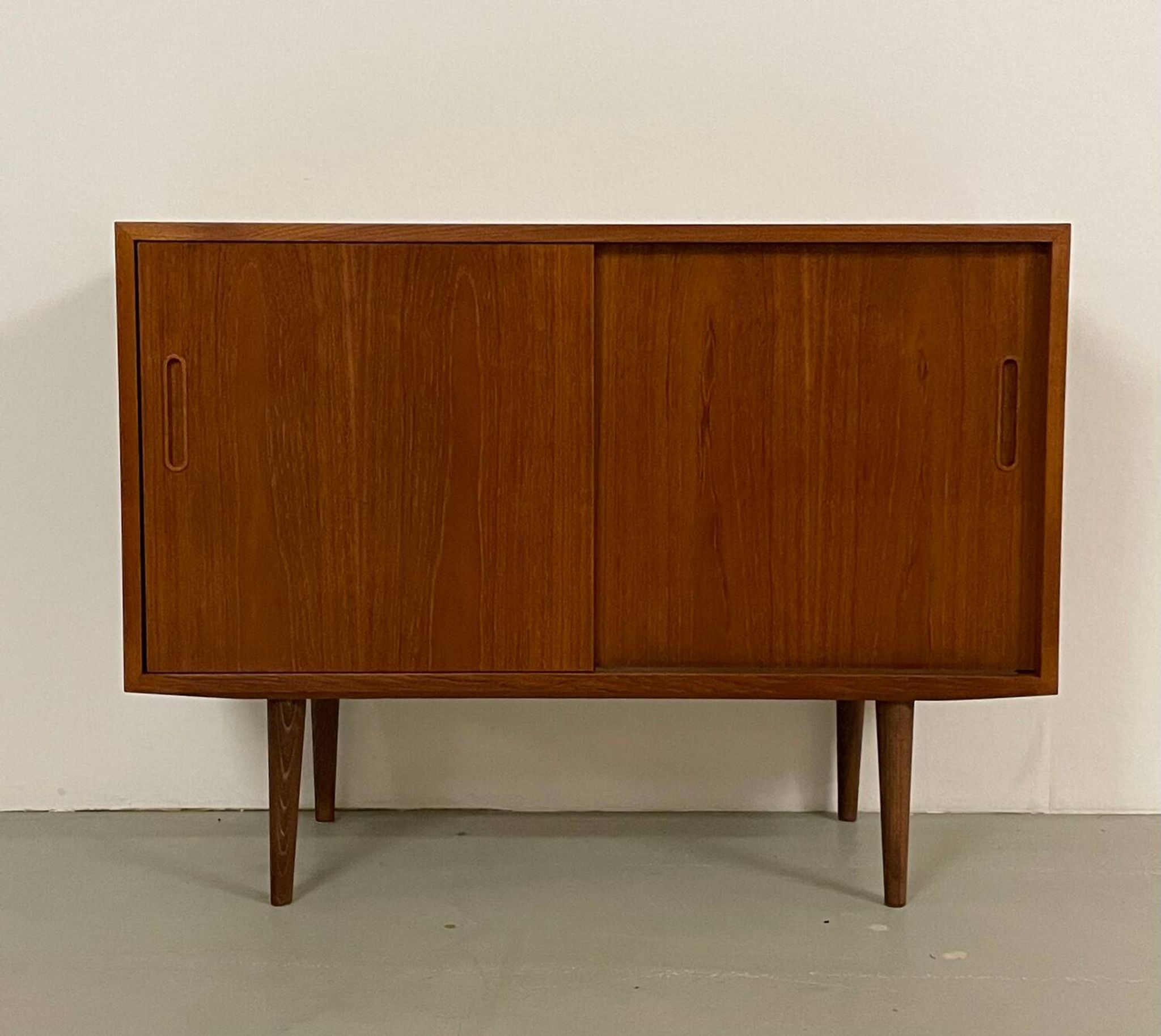 Teak enfilade by Hundevad Denmark 1960