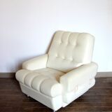 Seventies armchair in cream white skaï