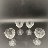 Aperitif glasses with chiseled flower patterns