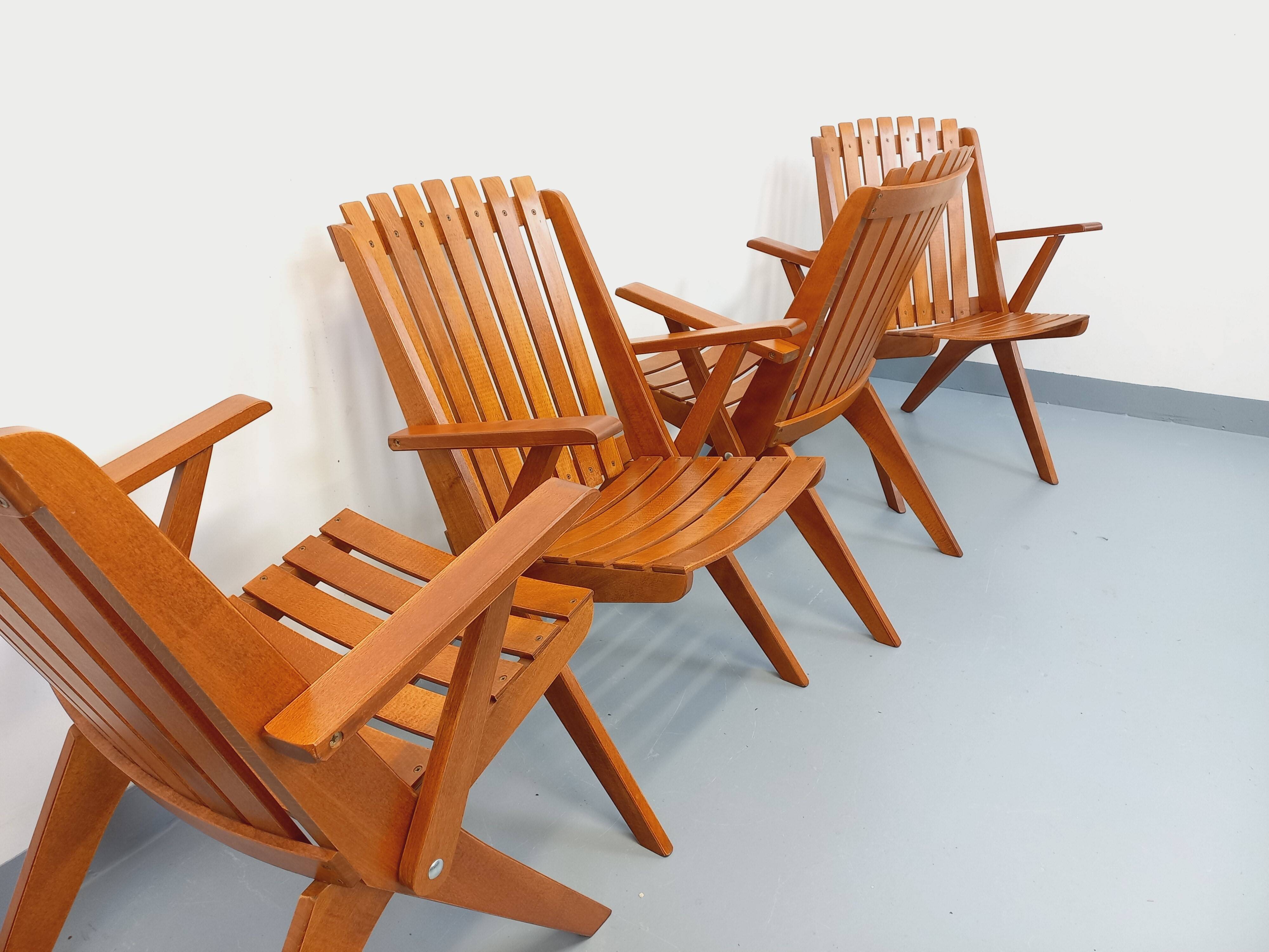 Set of 4 vintage garden chairs made of beech wood from the 1960s.