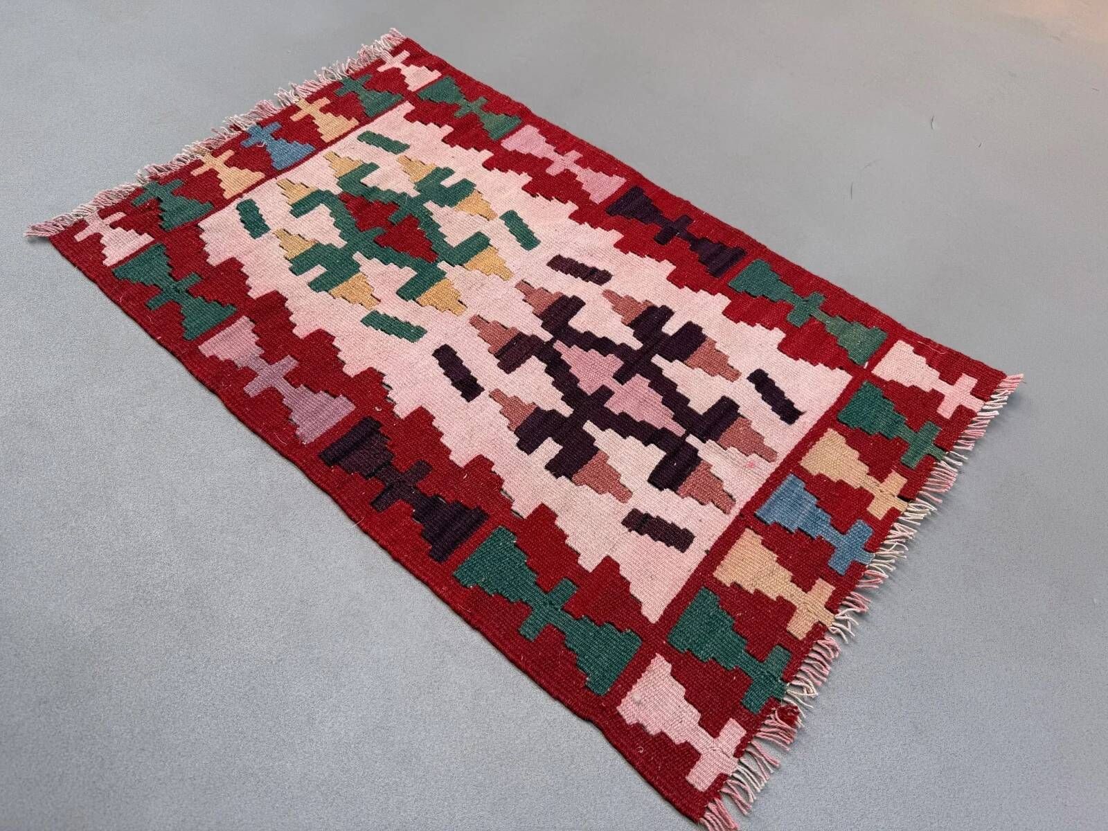 Vintage Turkish mini kilim 57x94 cm wool small kelim runner, shabby chic 2564