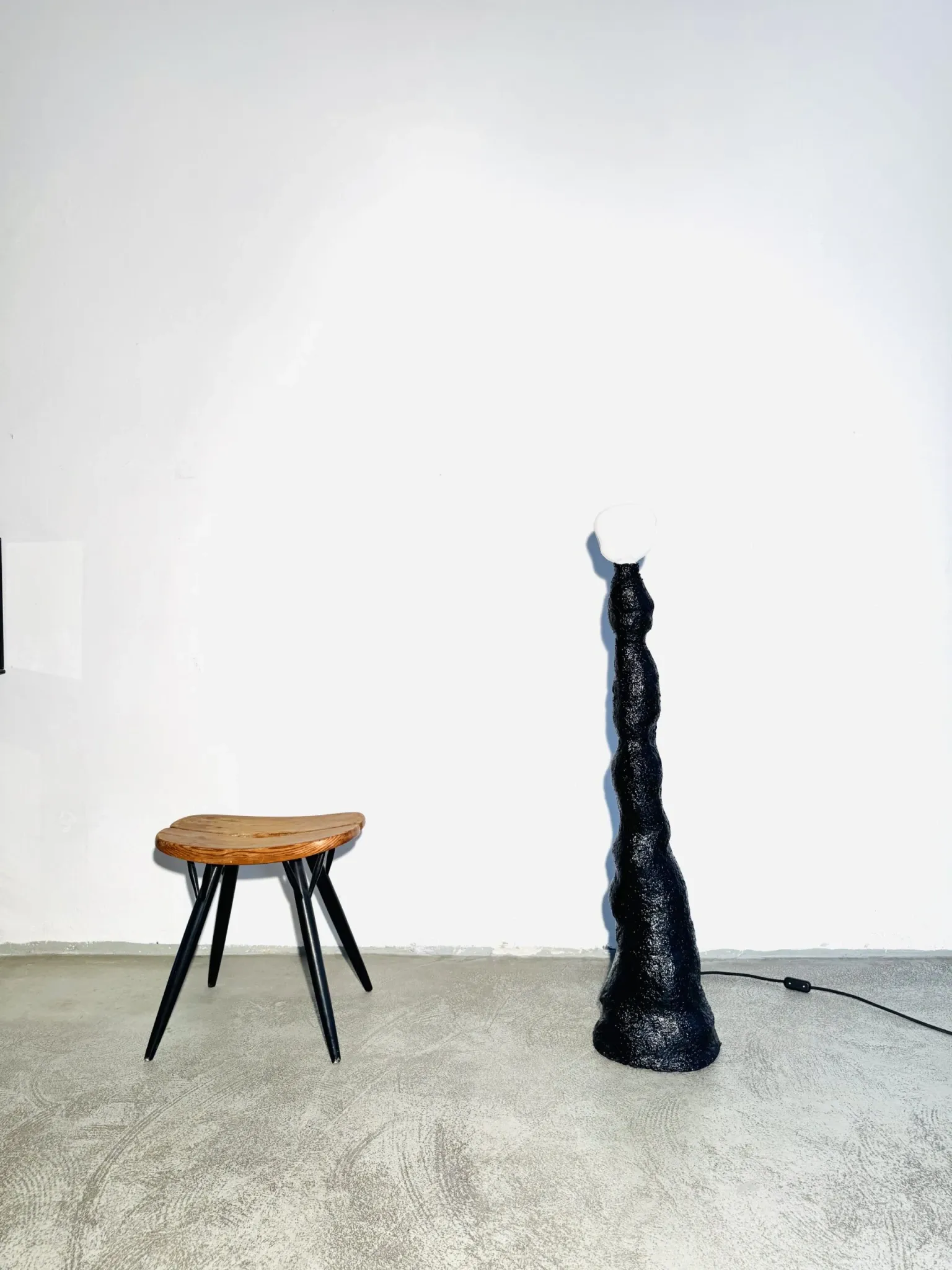 Lampe de sol Black Meteor par Jonathan Bocca pour Job Studio, Italie, 2023
