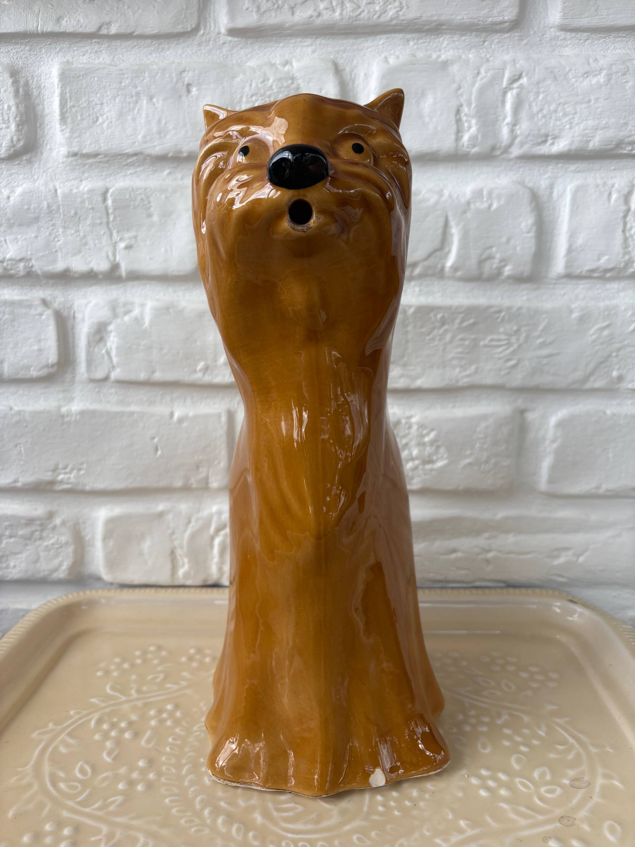 Pichet Barbotine Dog Mill of the Wolves Orchies