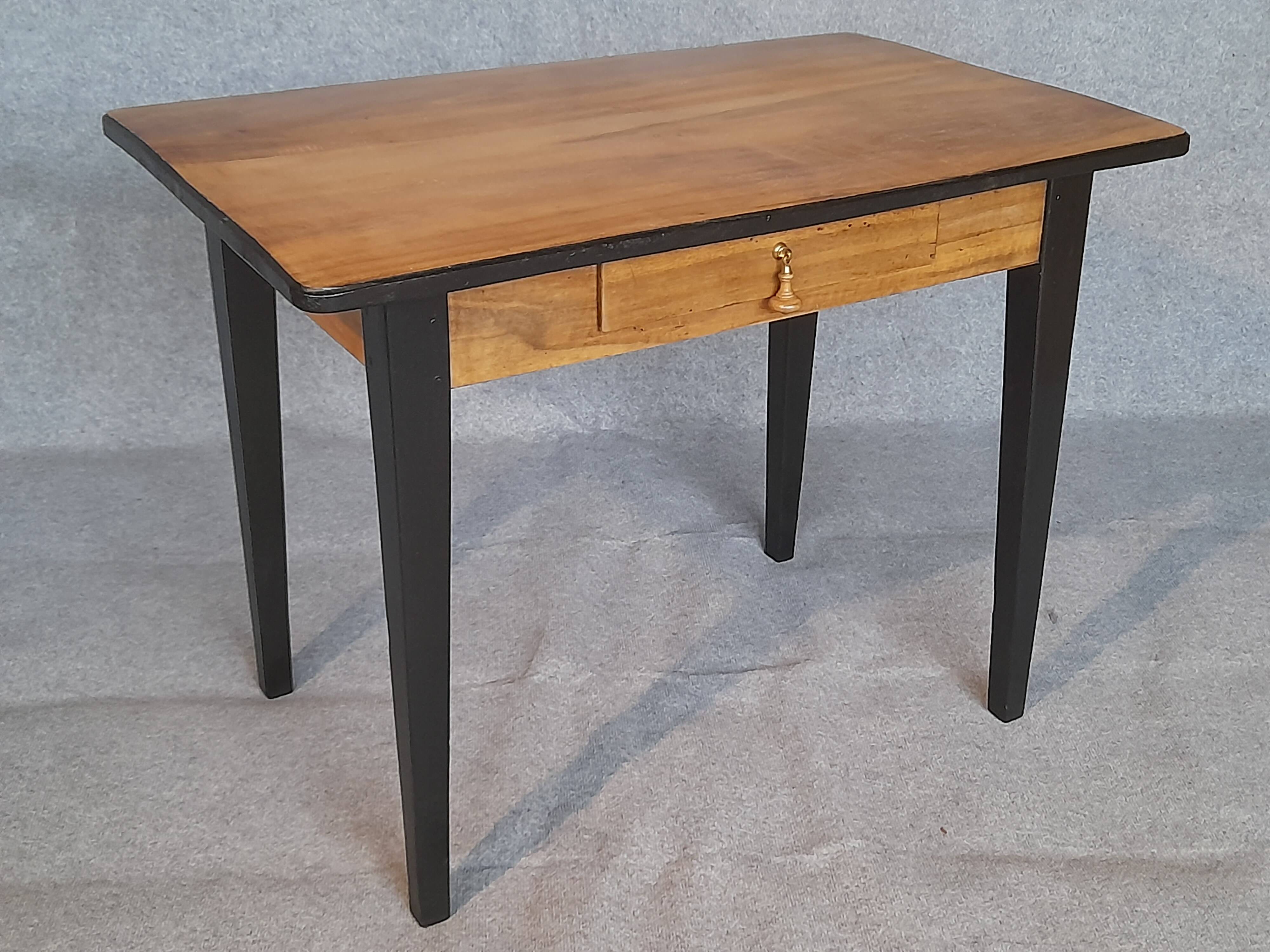 Walnut desk table
