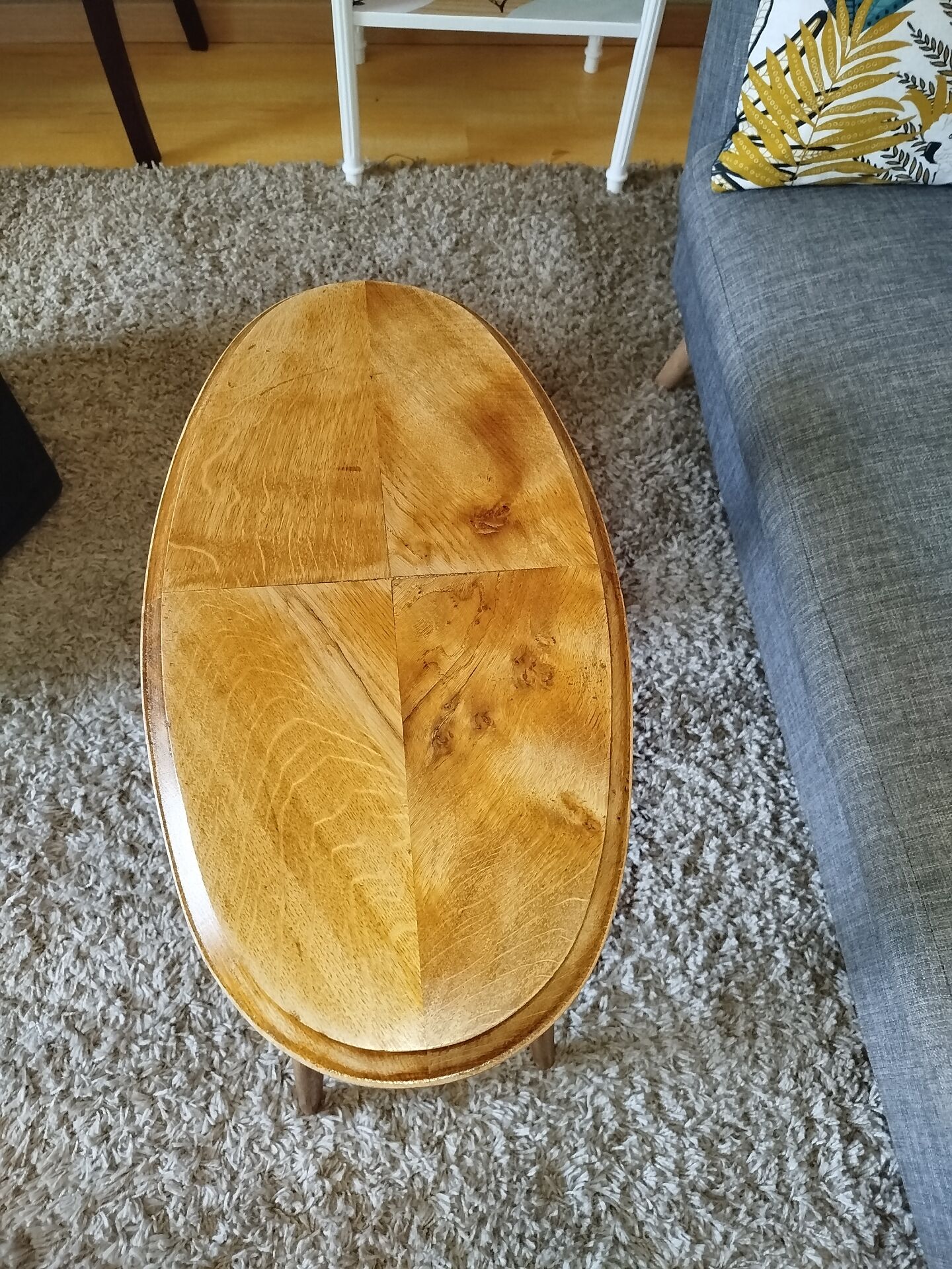 Side table or end table