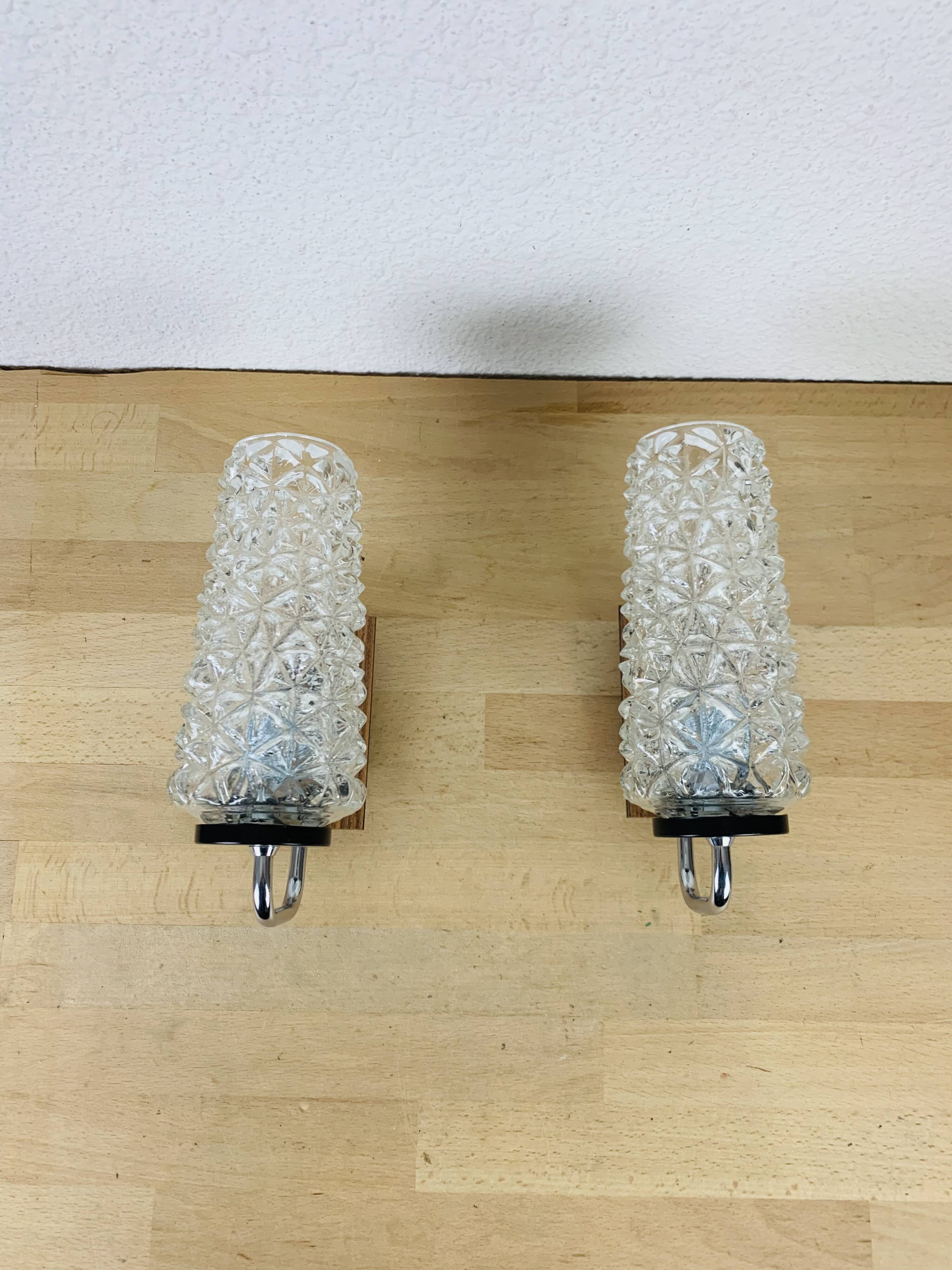 Pair of 1950s wall lights with etched glass tulips.