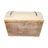 Coffre ancien, malle vintage en bois