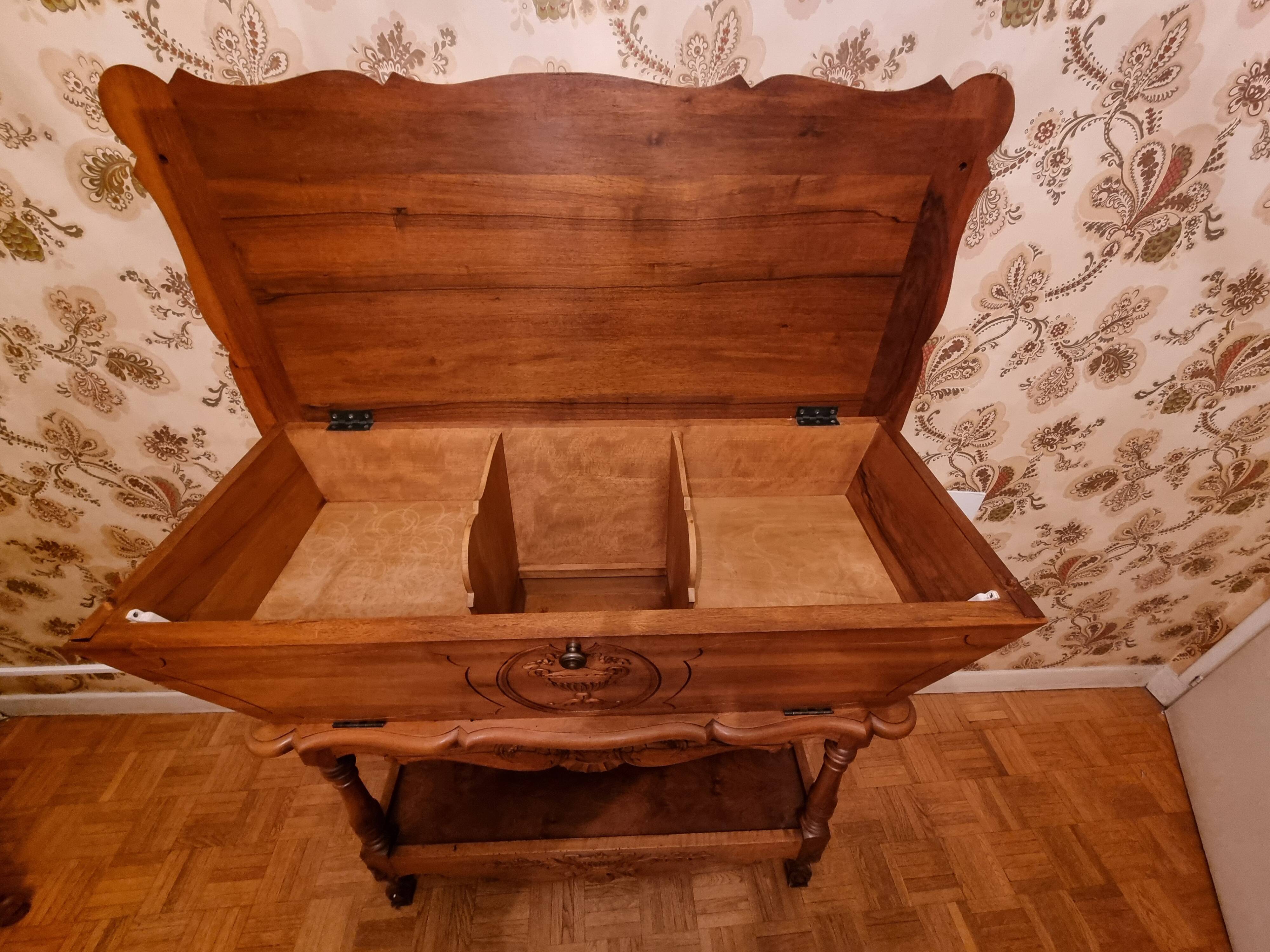 Provençal-style dough mixer