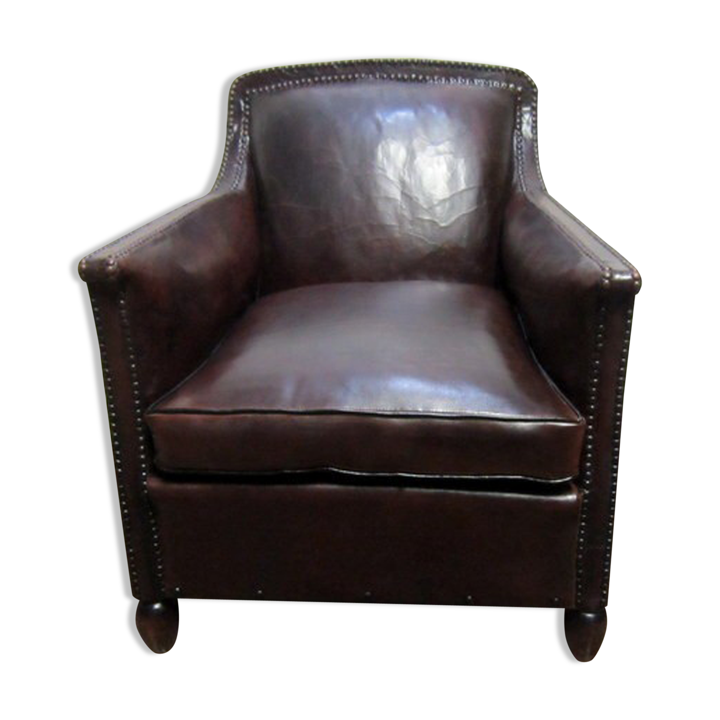 Fauteuil club clouté année 1930