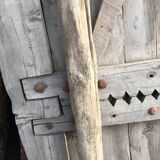 ANCIENT AFRICAN WOODEN MORTAR AND PESTLE 2