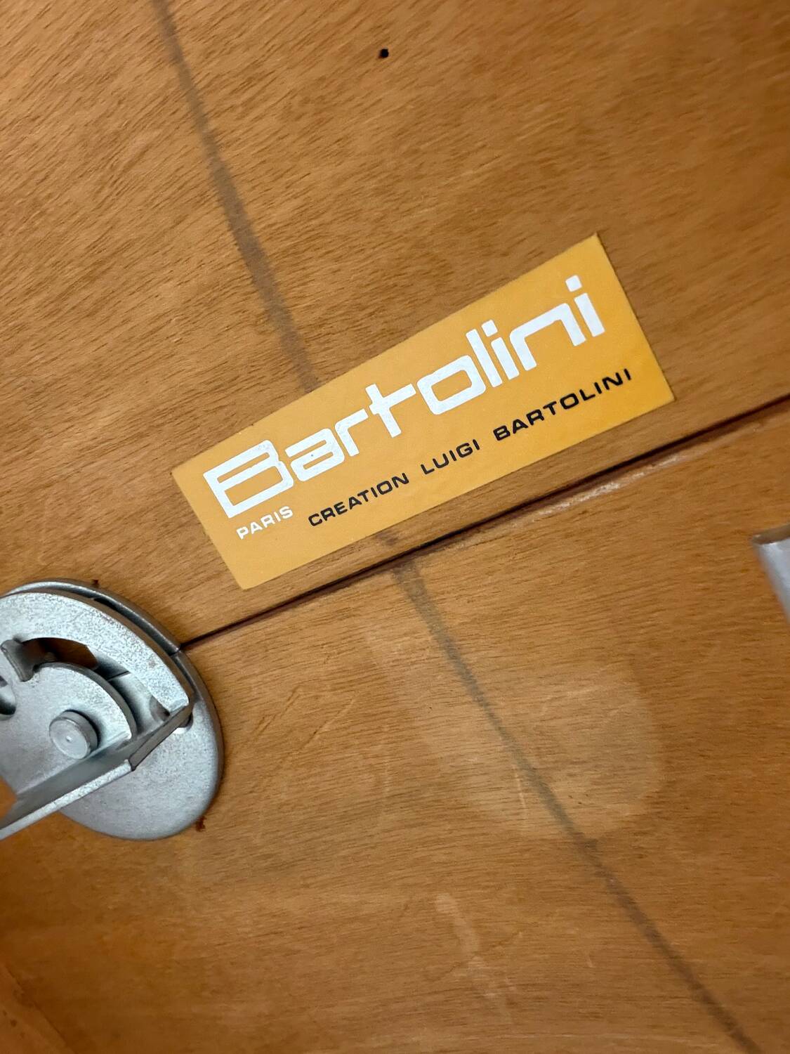 Extendable table with central leg, Italian design by Luigi Bartolini, vintage.