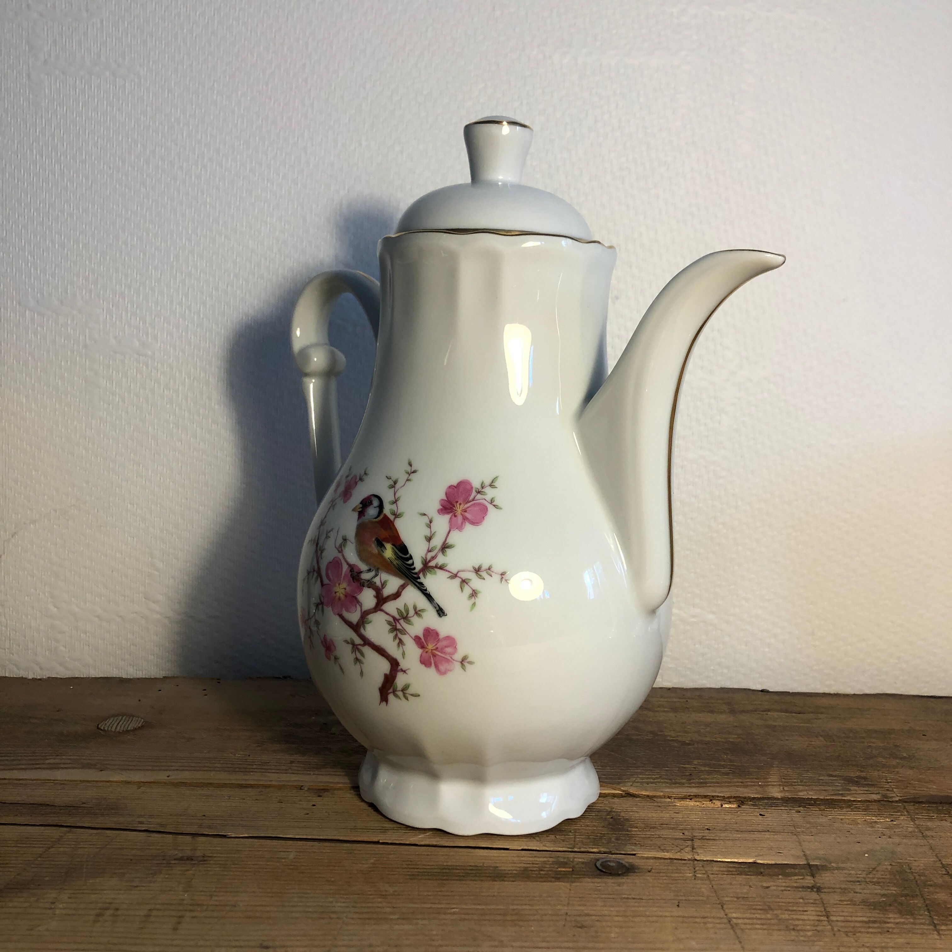 Mazagrans and coffee maker