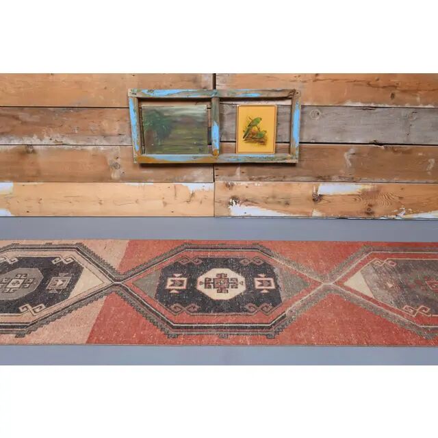 1970s Turkish Hand-Knotted Runner Rug 89x363