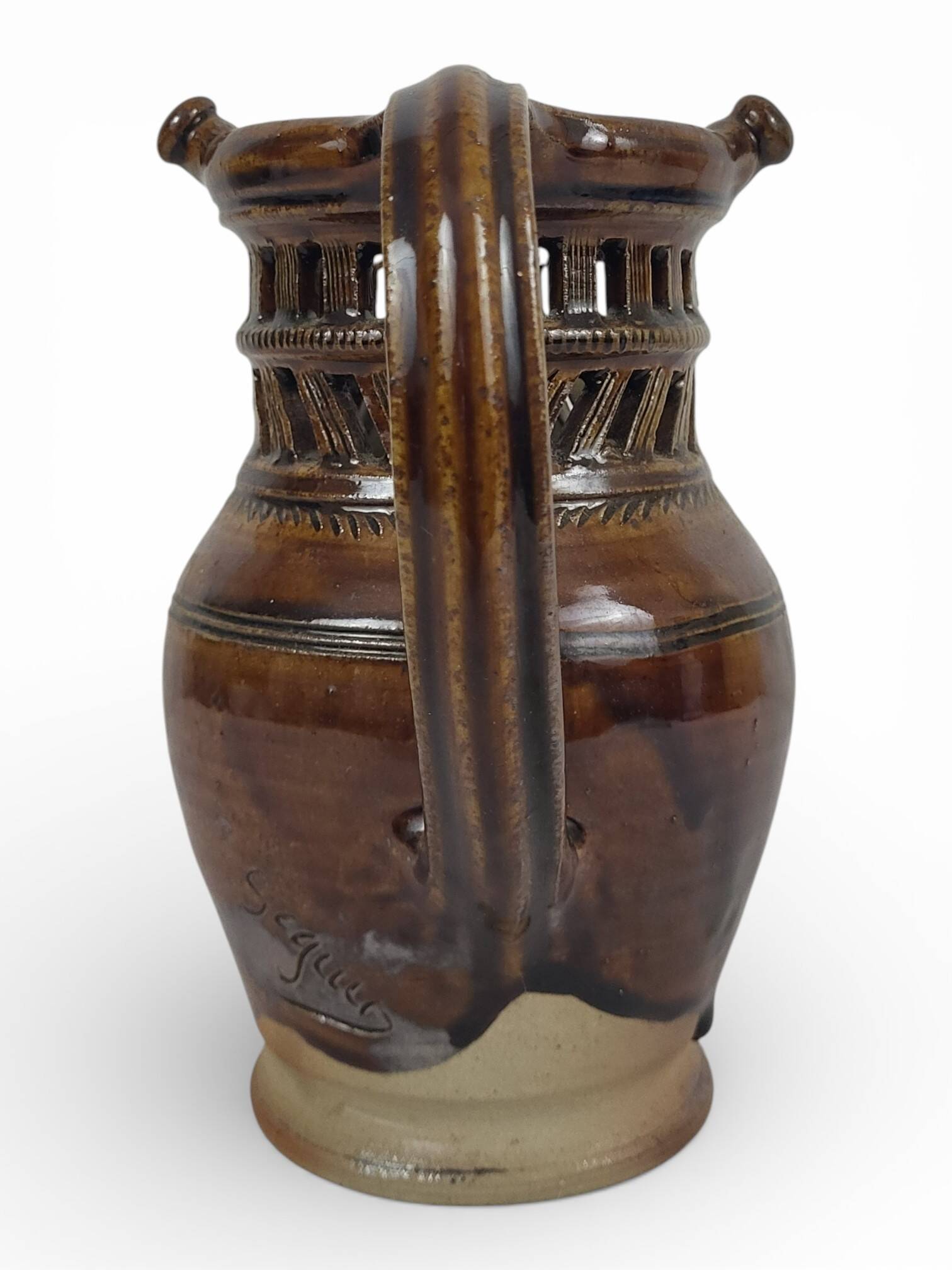 Deceptive pitcher in stoneware signed Jean-Claude Seguin (1954-)