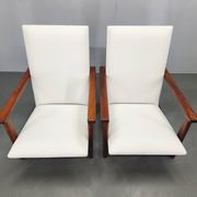 Paire de chaises de salon en pin du milieu du siècle, Tchécoslovaquie années 1970