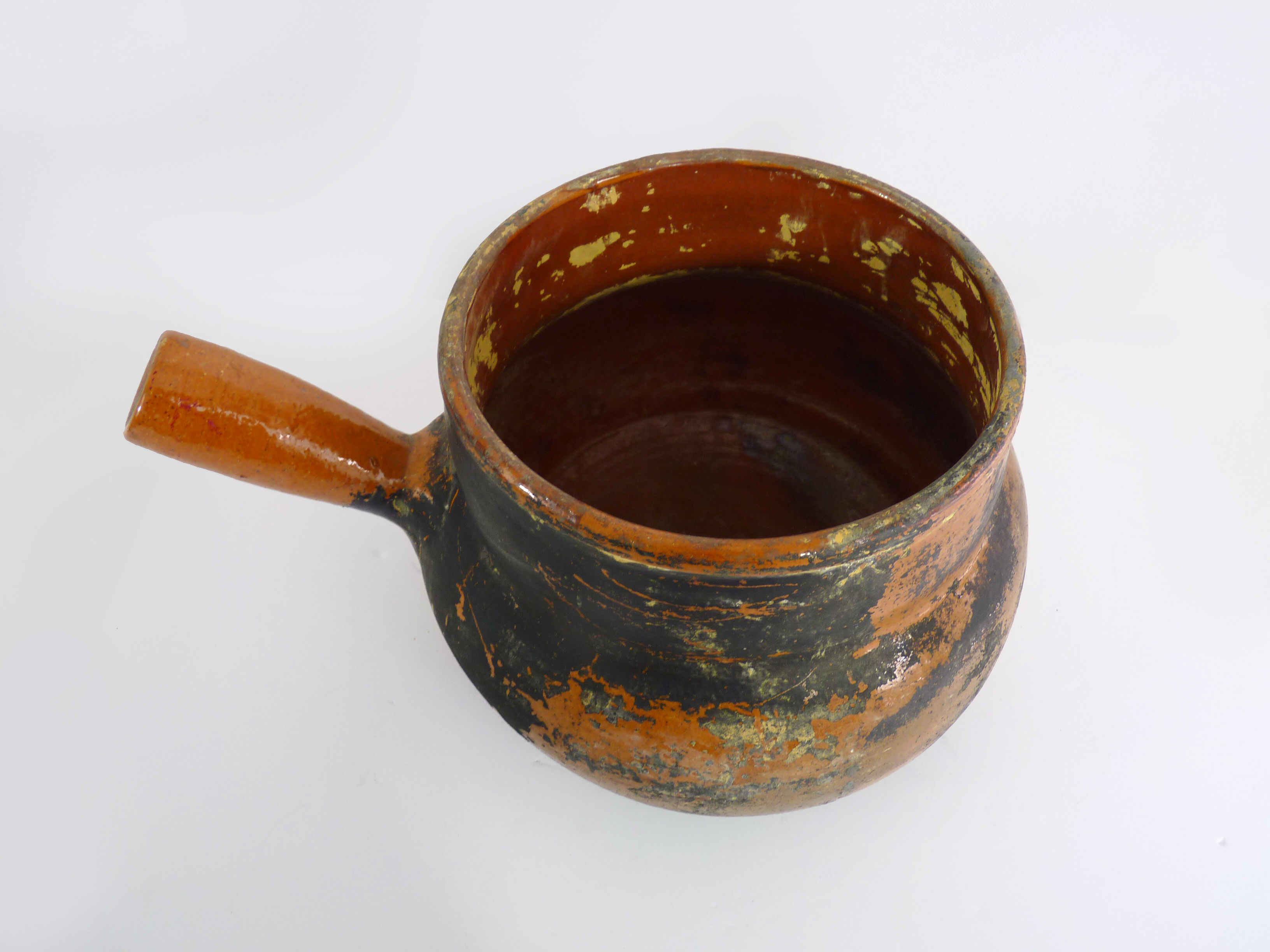 Old toupine, glazed terracotta pottery, haute Pyrenees