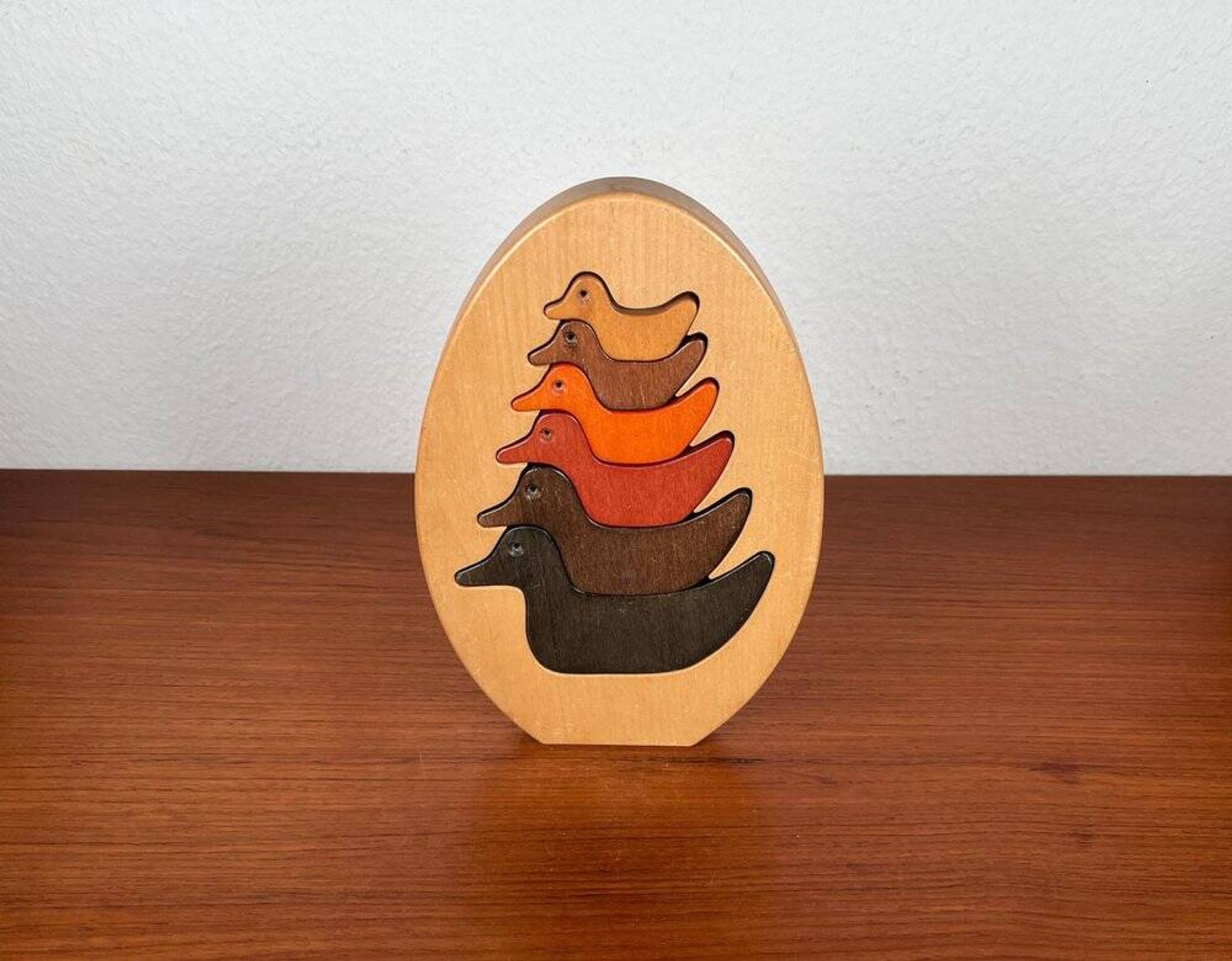 Puzzle en bois vintage avec figurines de canards
