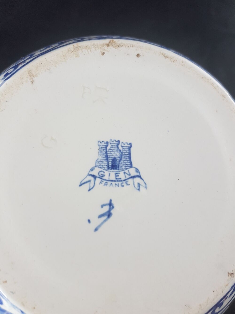 Gien earthenware ball vase