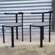 Paire de chaises moderniste 1980