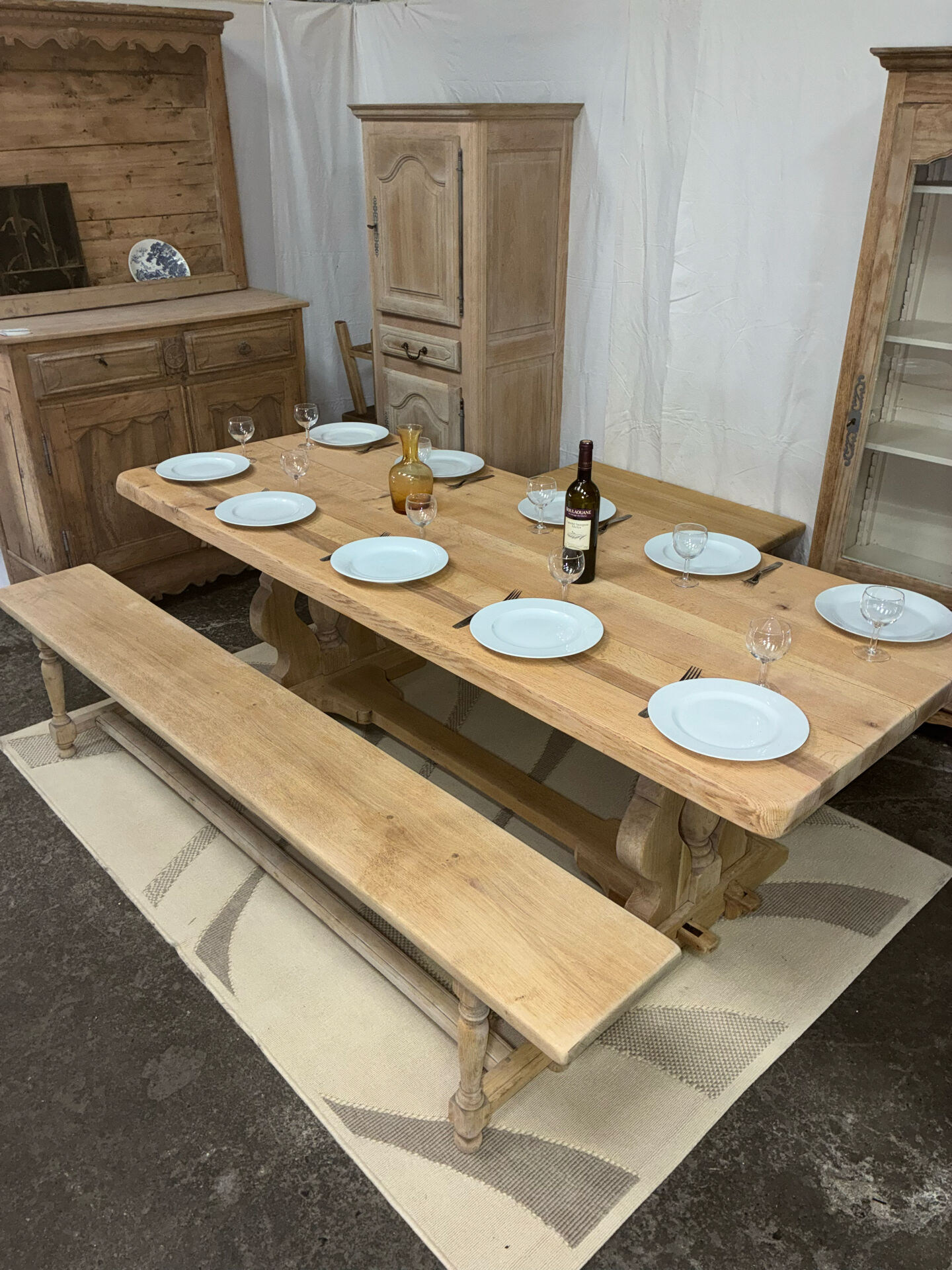 Table de monastère en chêne massif