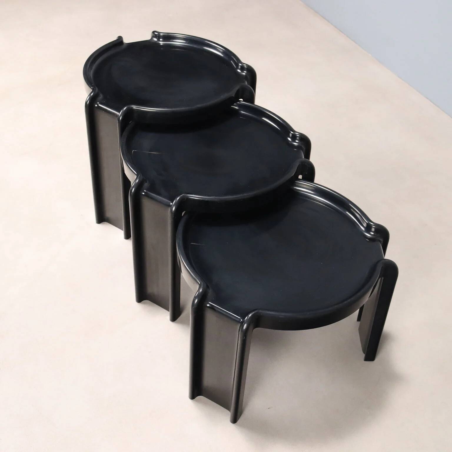 Low tables Kartell design Giotto Stoppino Italy 1970s