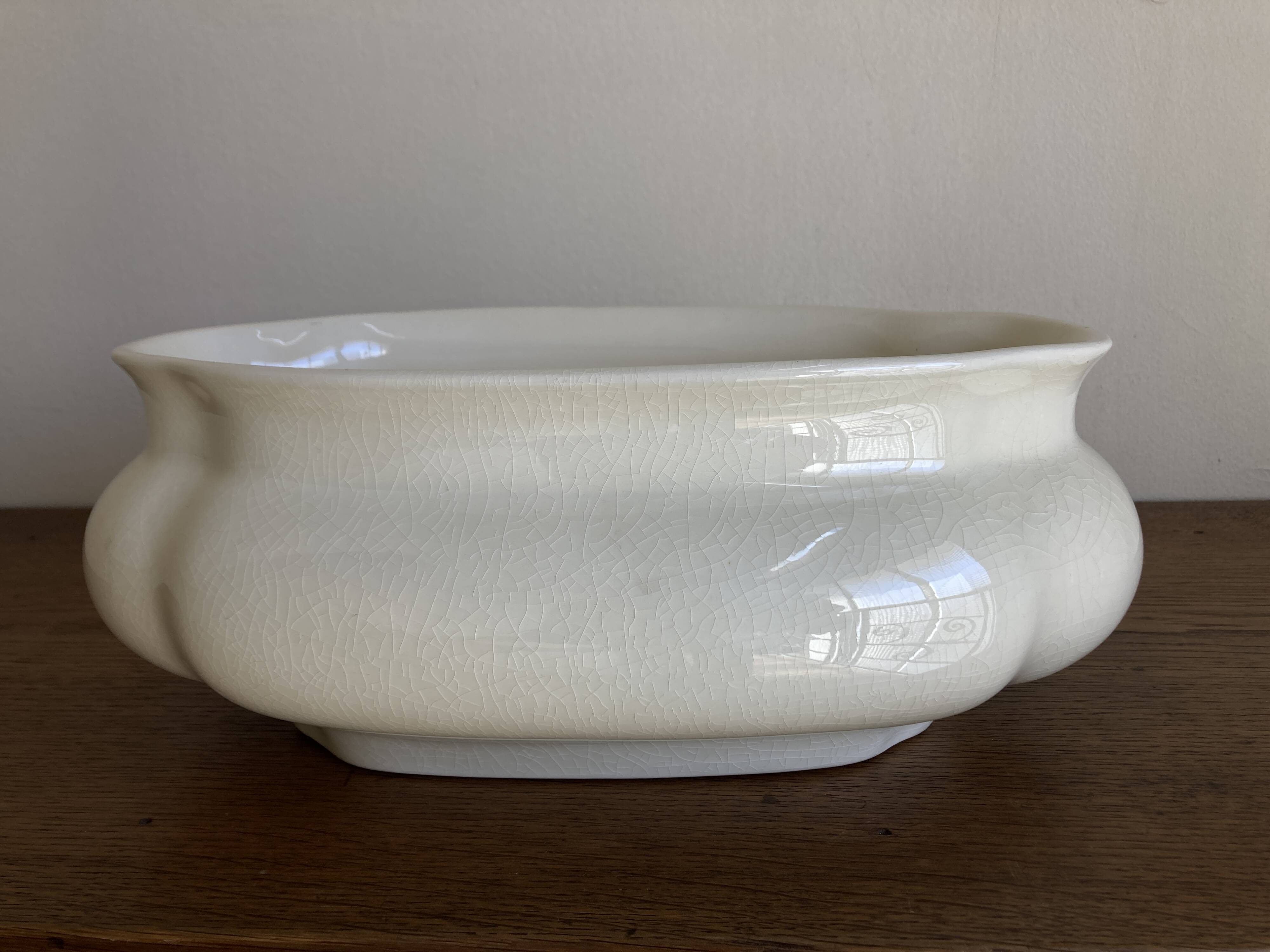 Neo-classical planter in ivory earthenware with XXL gadroons, 1950s