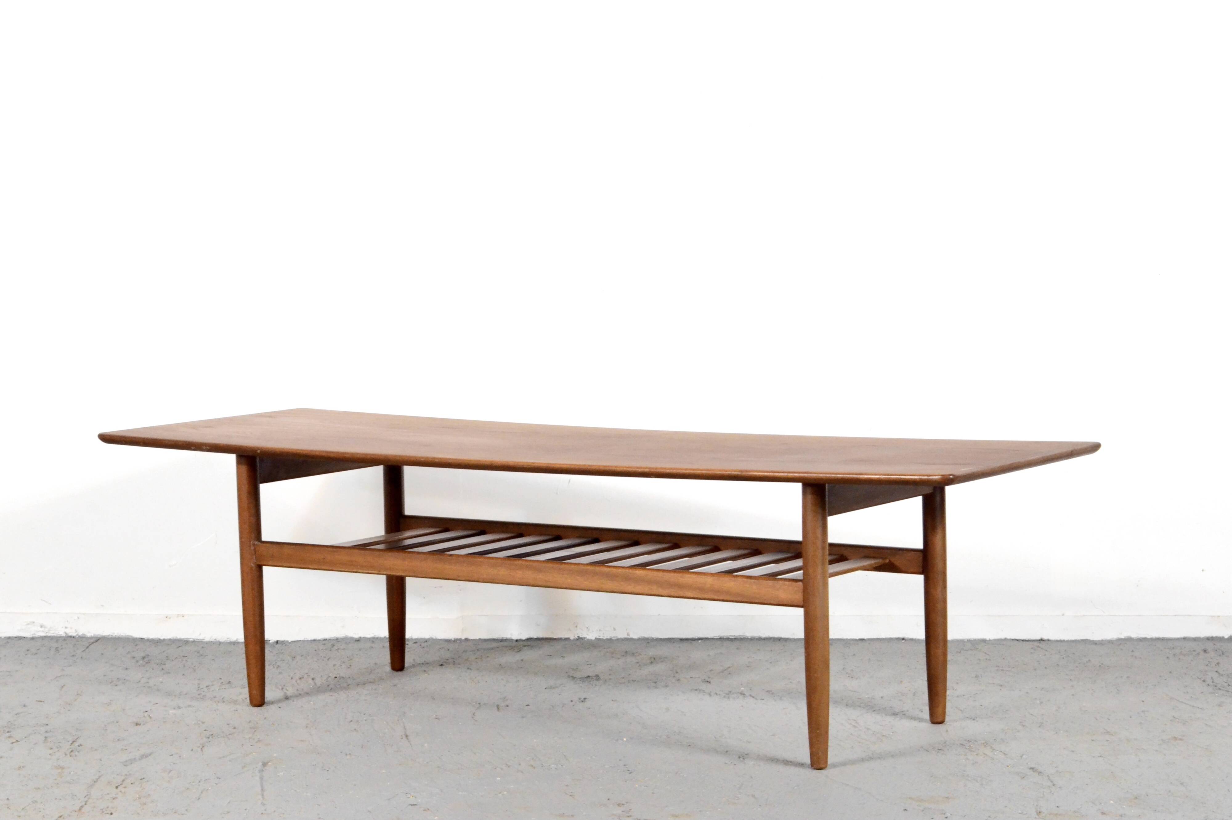 Table basse vintage danoise en teck