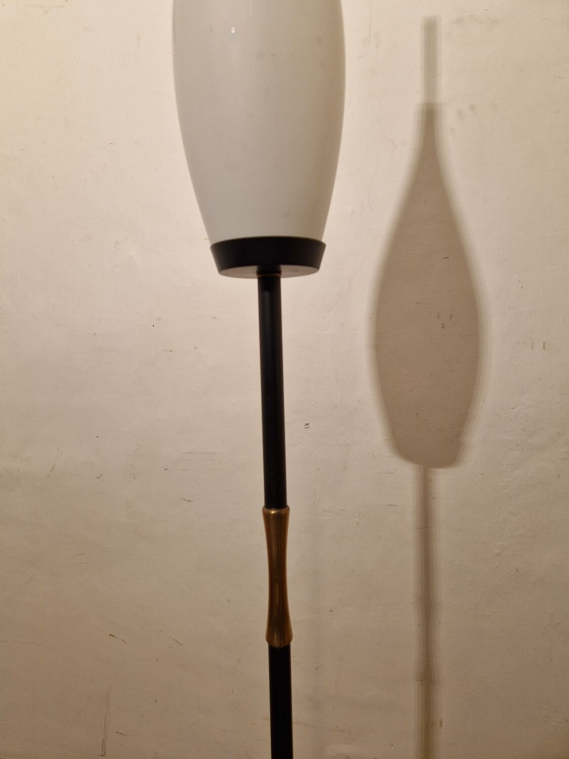 Lampadaire vintage opaline 1960