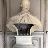 Buste d’un prélat en plâtre