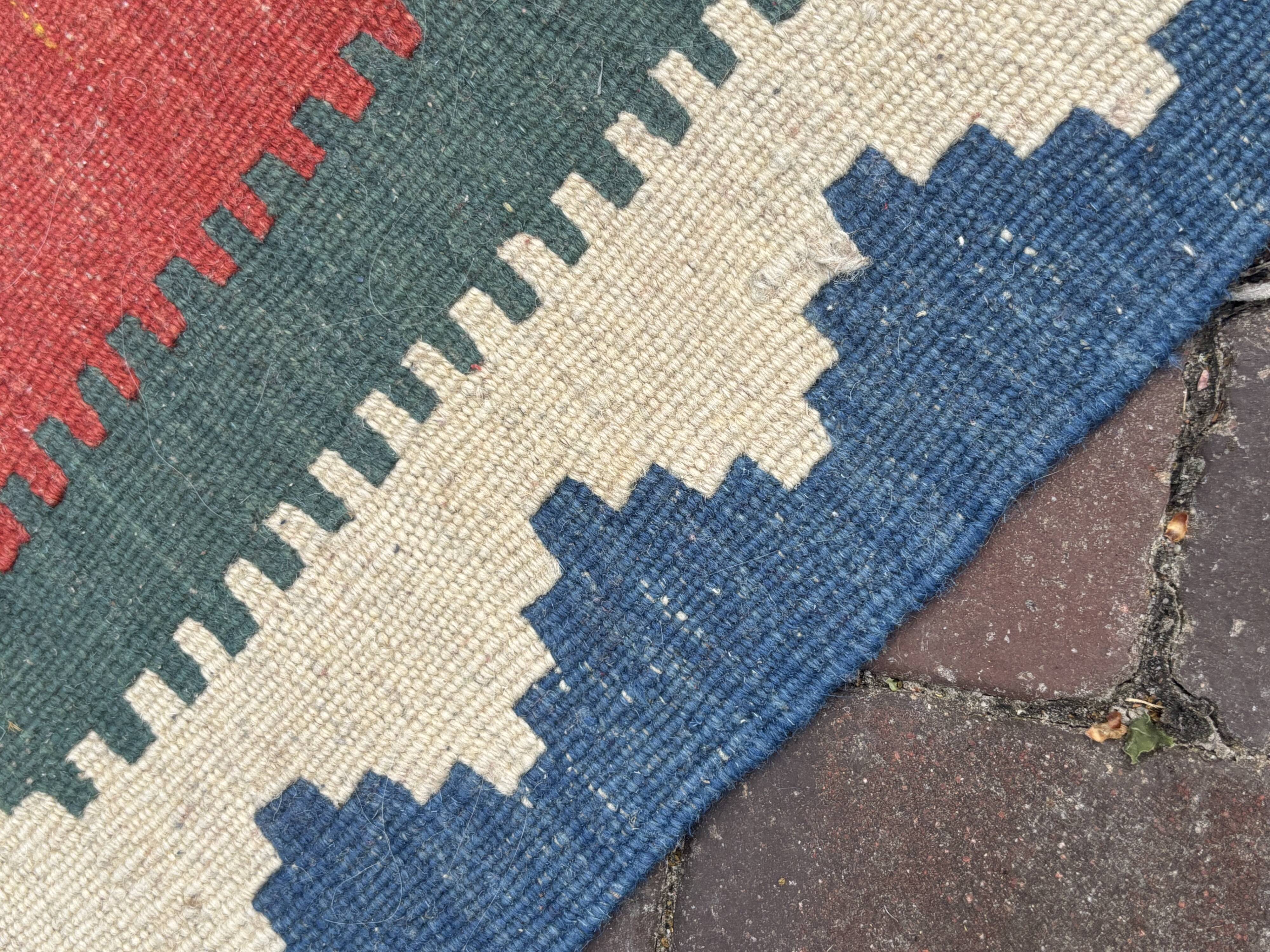 Tapis Kilim vintage