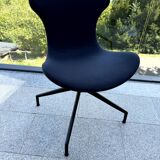 Papilio Shell designer chair – Naoto Fukasawa – B&B Italia