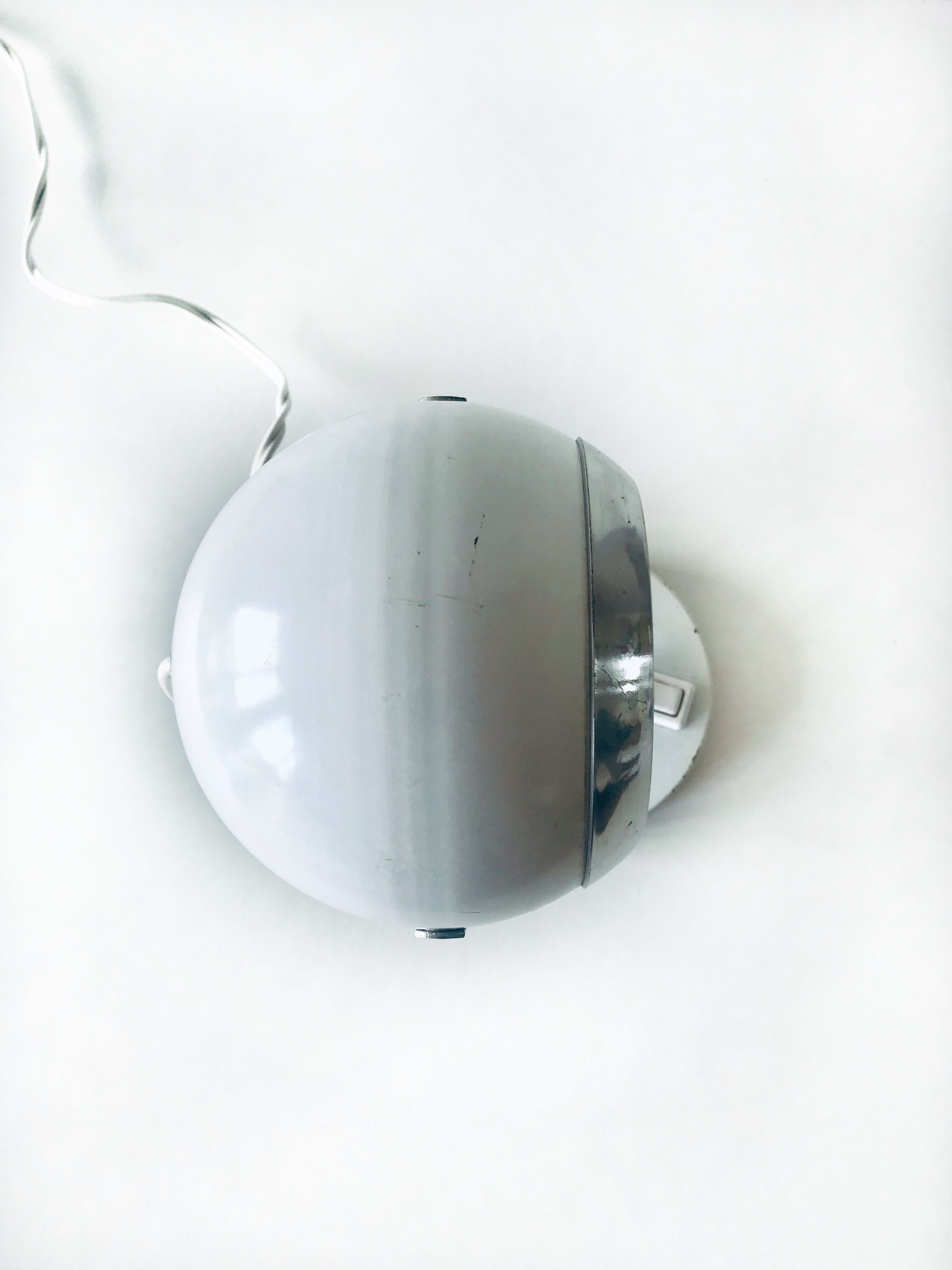 Eyeball lamp applies or to pose