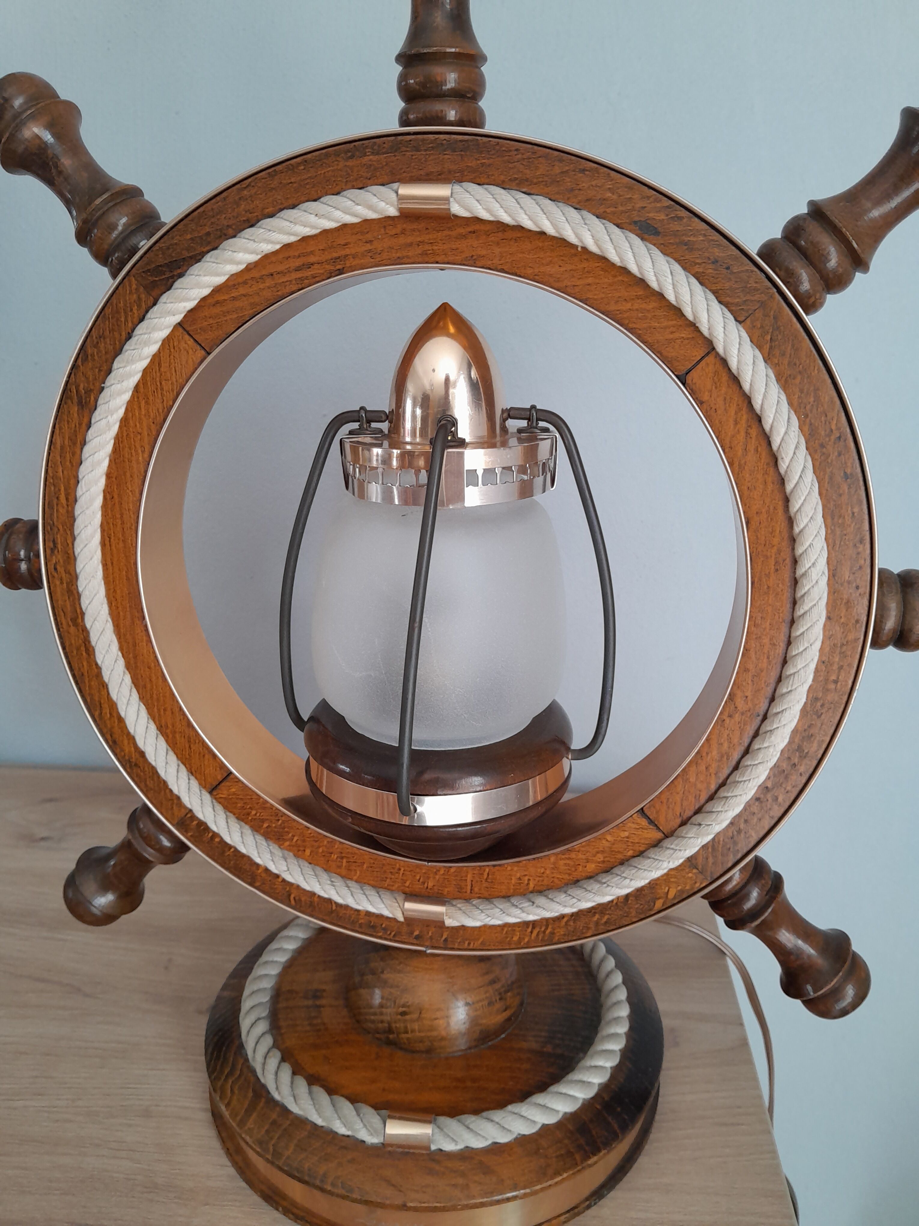 Rudder bar lamp boat vintage wheel