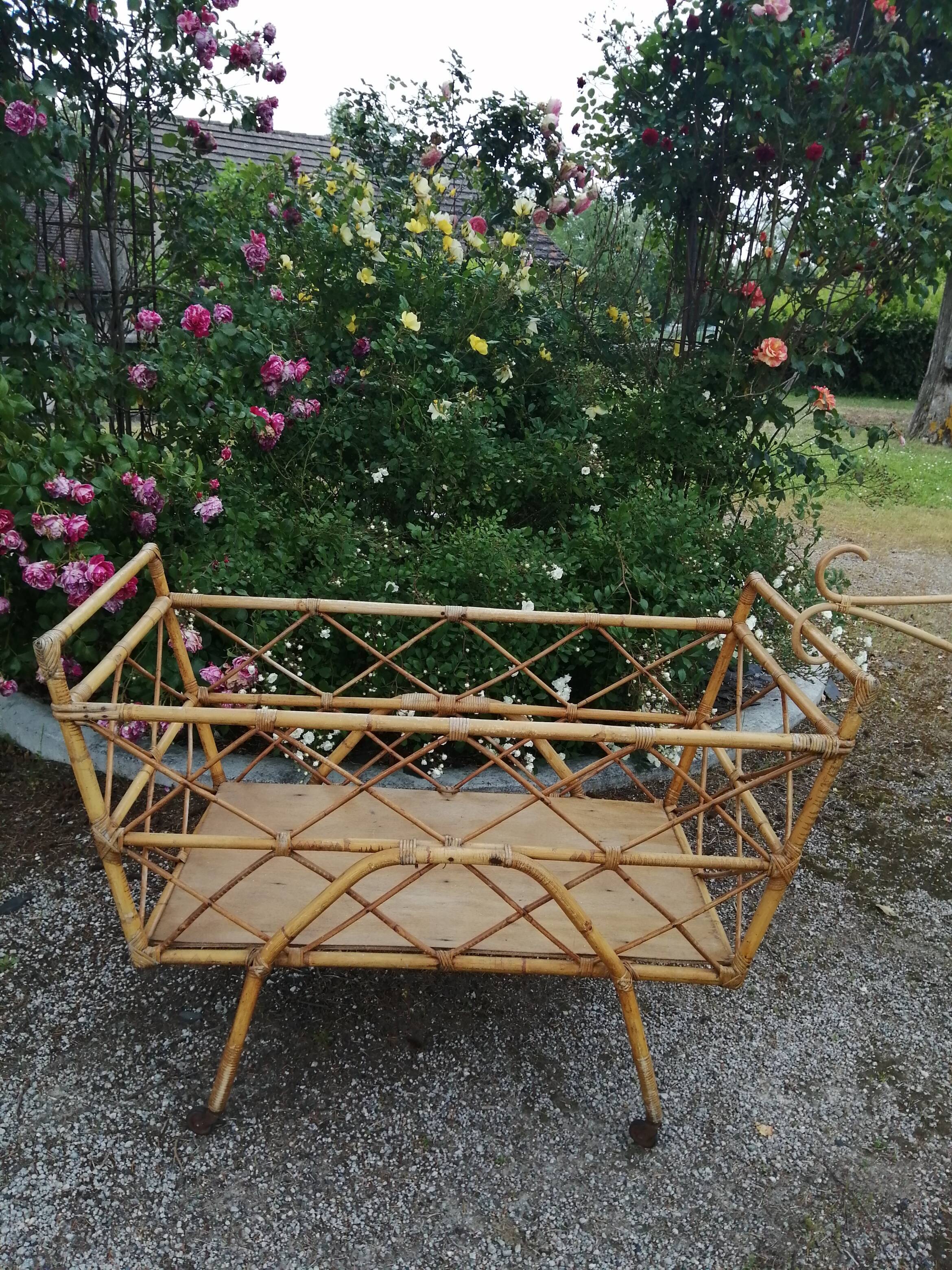 Child's bed in rattan