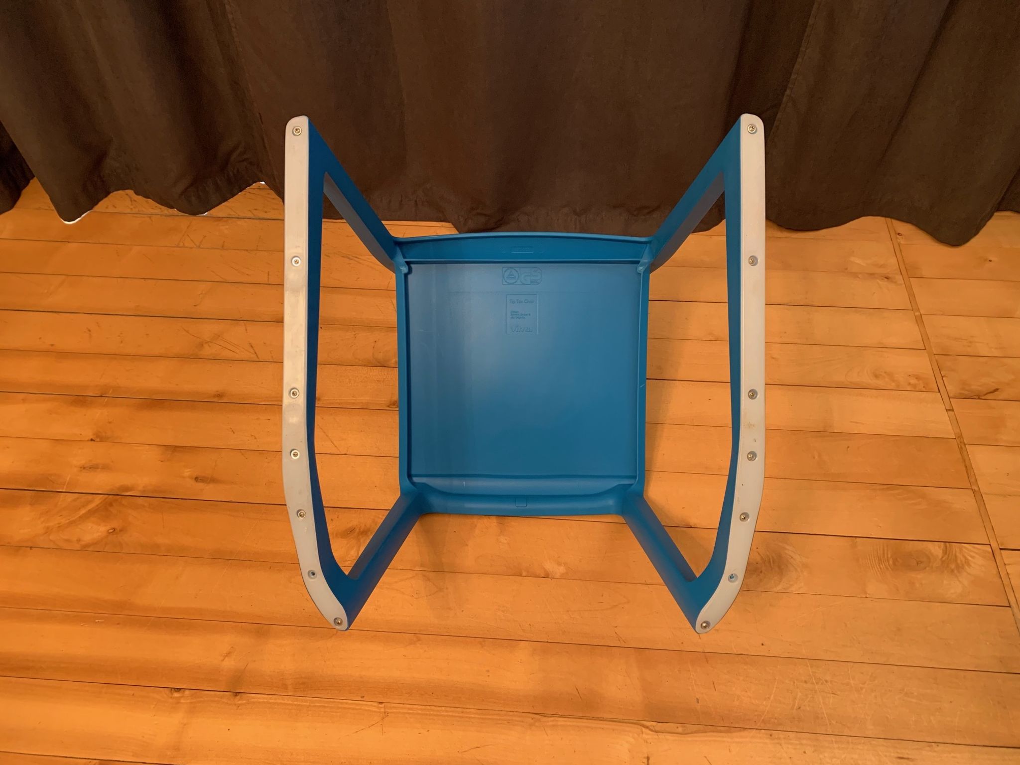 Tip Ton chair, designed by Edward Barber - Jay Osgerby, Vitra