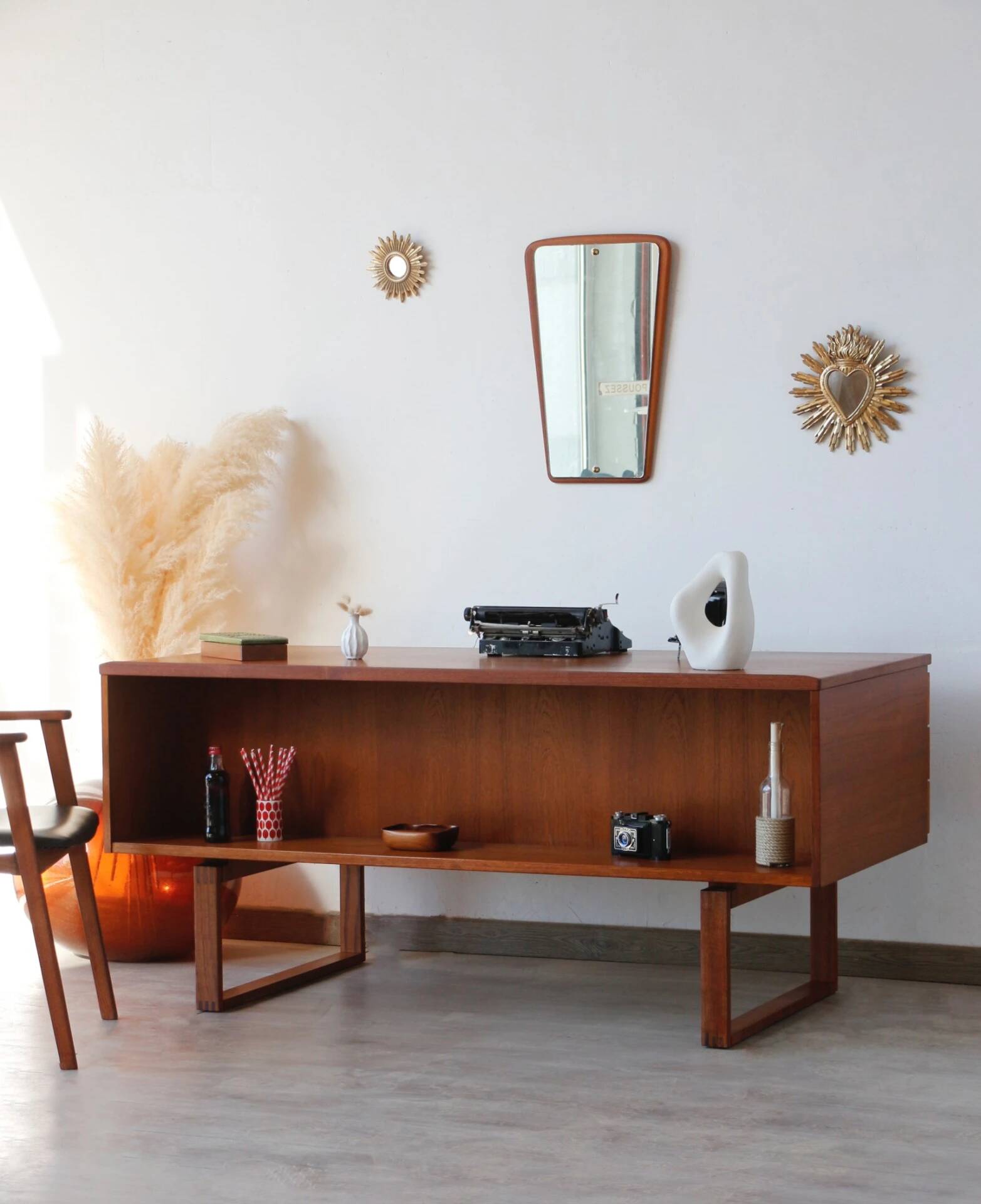 Bureau freestanding teck scandinave années 60 | Dyrlund