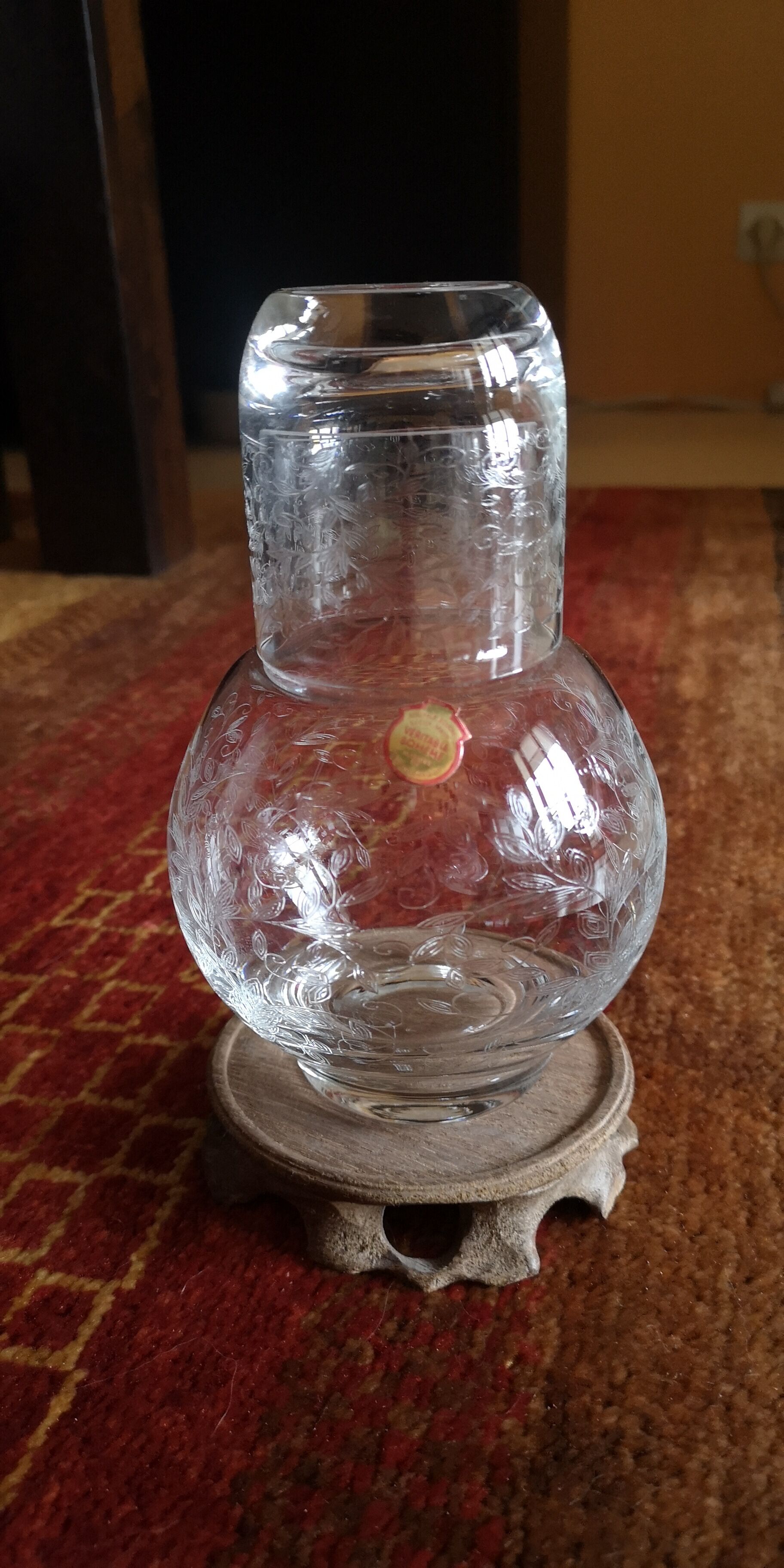 Carafon et son verre capuchon cristal de Bohème