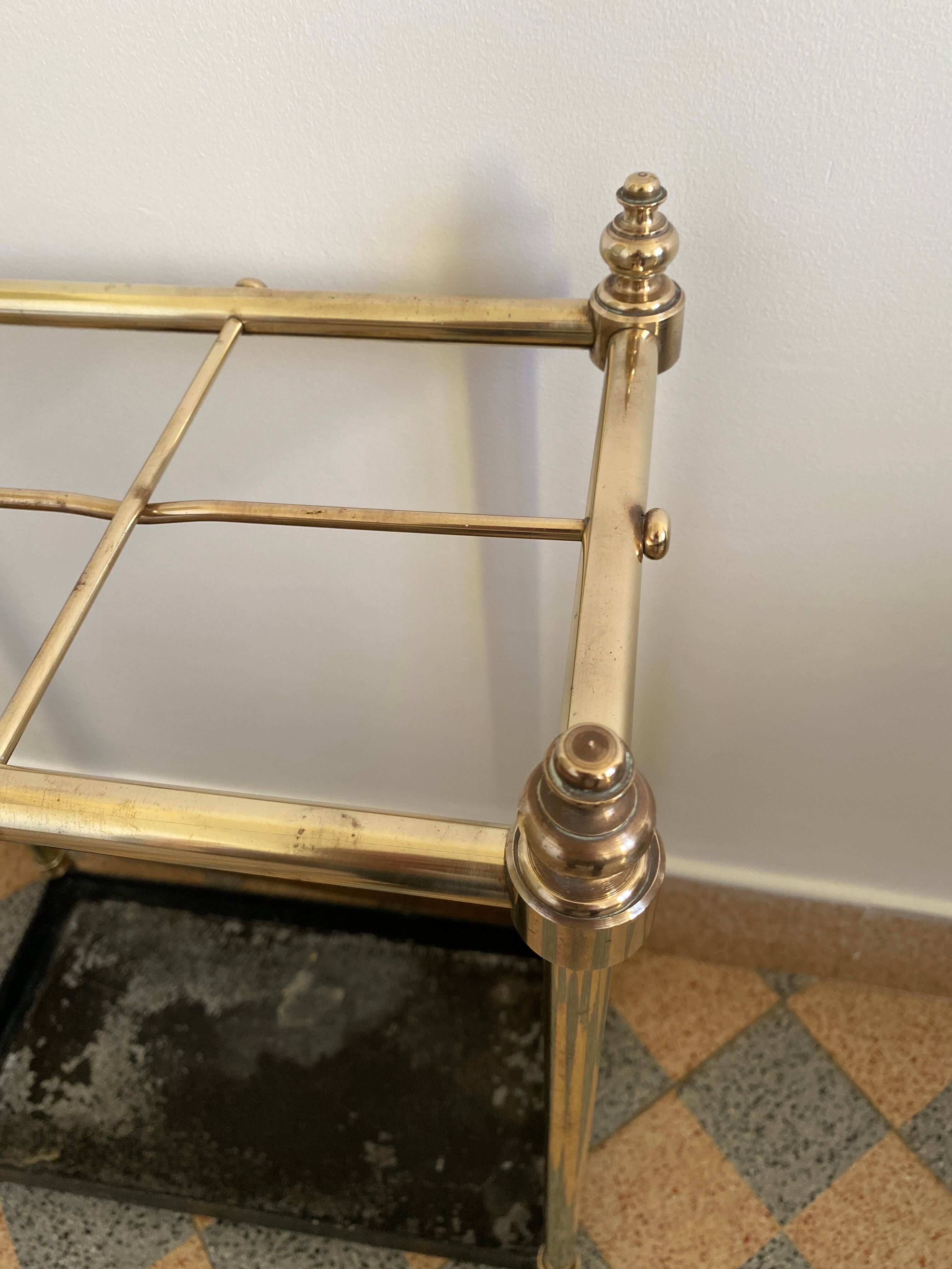 Umbrella holder