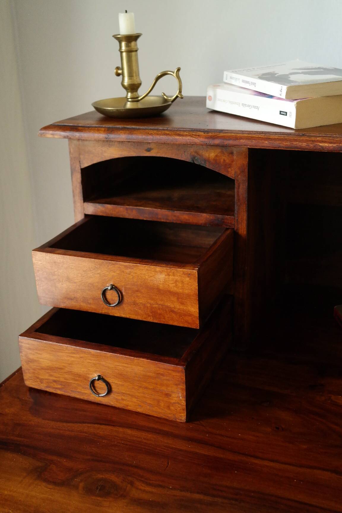 Daytime happiness in solid walnut, 20th century