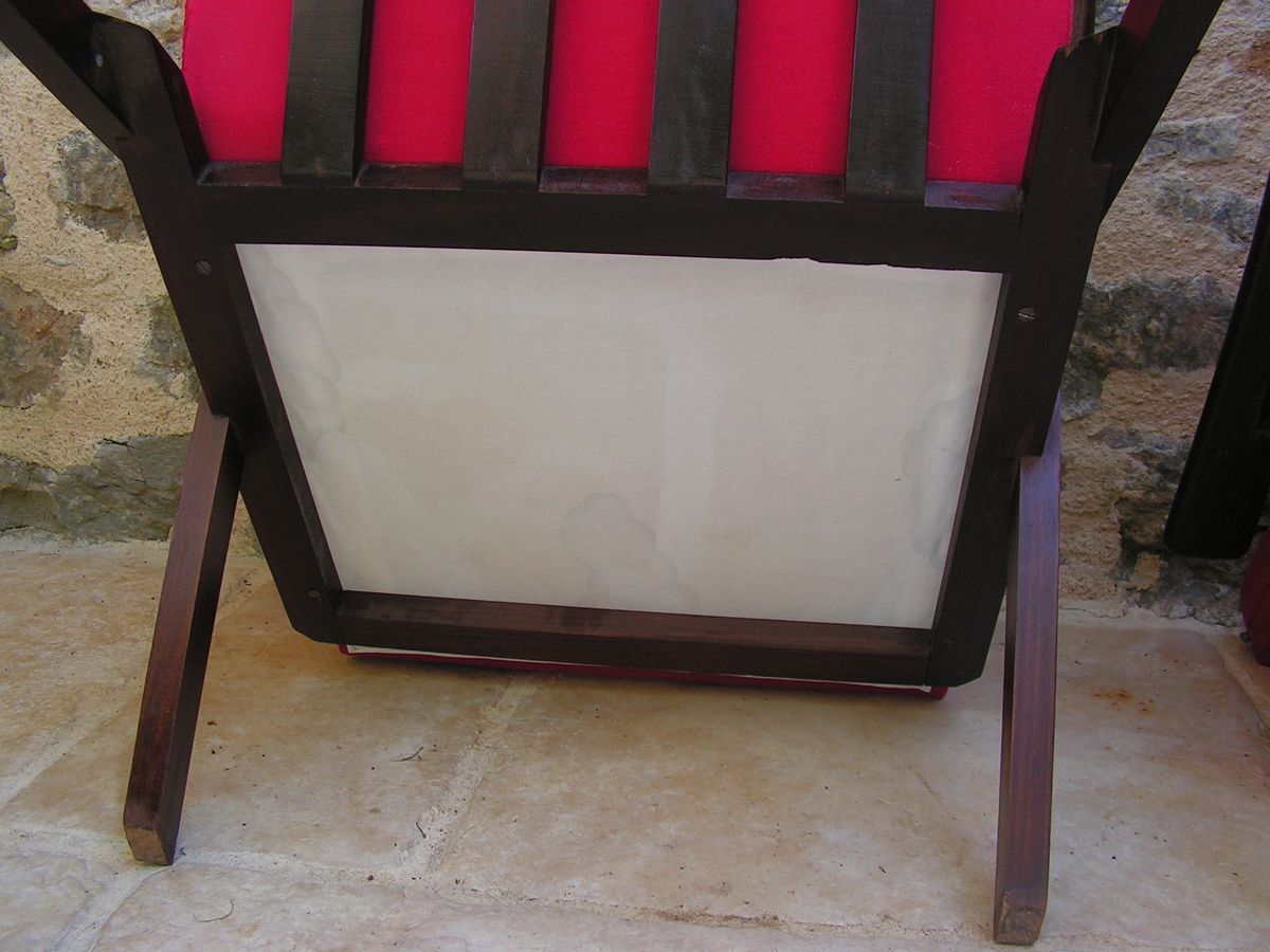 Pair of red scandinavian heater chairs