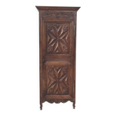Standing man Louis XIII in oak